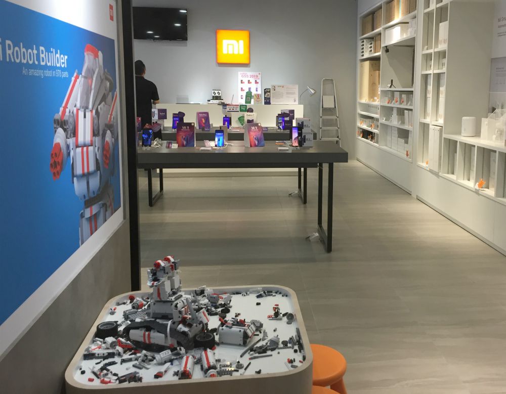 funan mall free things to do
