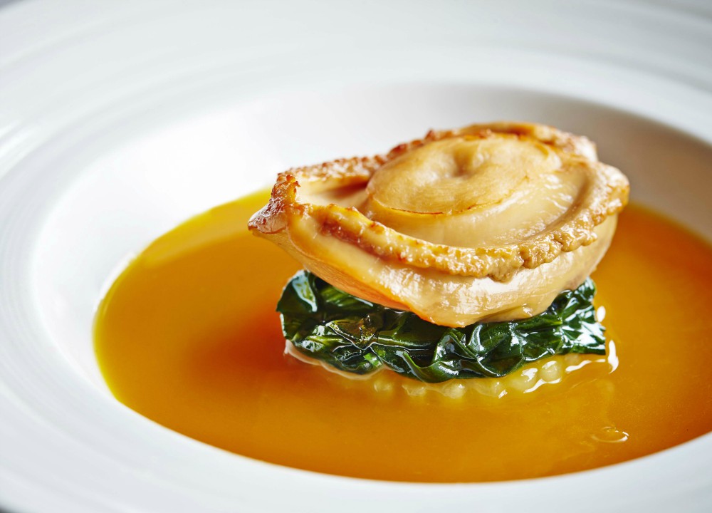 Amex-Love-Dining-Si-Chuan-Dou-Hua-Braised-Three-head-Whole-Abalone-with-Golden-Chicken-Broth-