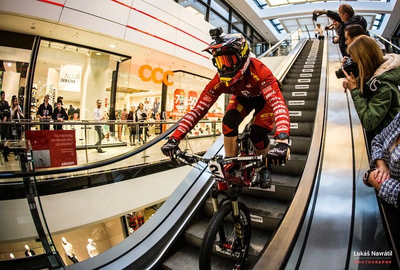 Downmall activation in Prague (Credit Lukáš Navrátil)