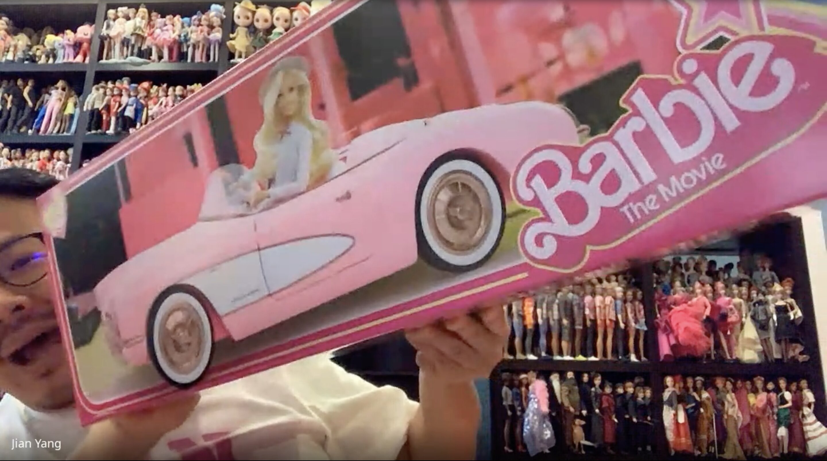 barbie-movie-car-mattel-pink-convertible