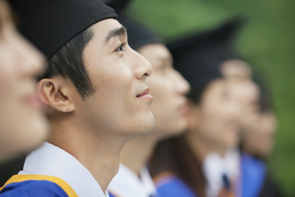 How the Budgets of 2000 can help fresh grads through tough times