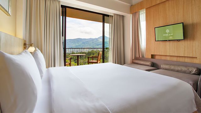 pesona alam resort and spa deluxe mountain view room