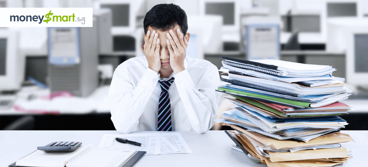 4 Ways Singaporeans Working Long Hours Can Keep Their Health and Sanity at the Office