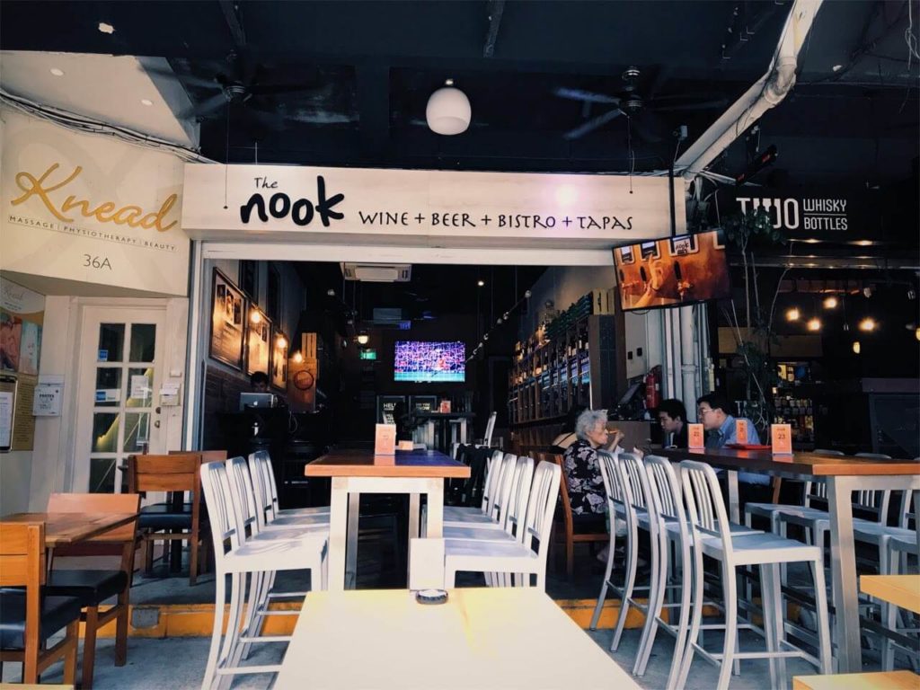 holland village bars 