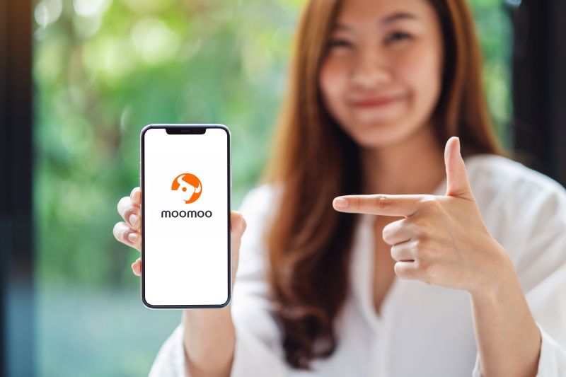 FUTU SG Singapore Moomoo stock trading app best trading app Singapore