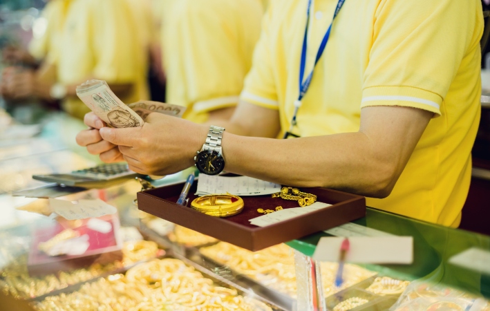 Pawn Shops in Singapore: 7 Things to Know About Pawnshop Loans